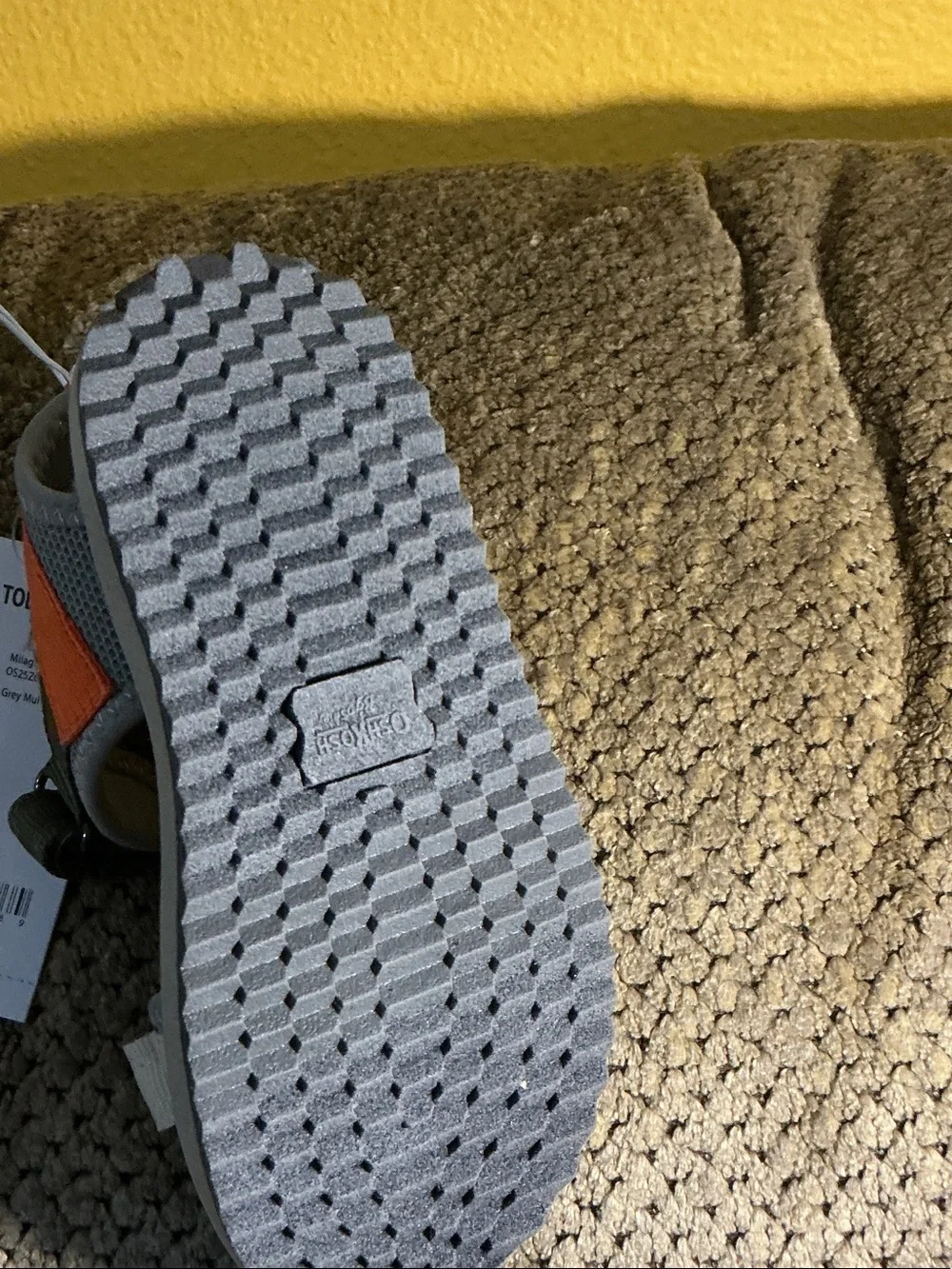 Oshkosh Kids' Open-Toe Sport Sandals in Gray & Orange nwt sz 10 Velcro to close